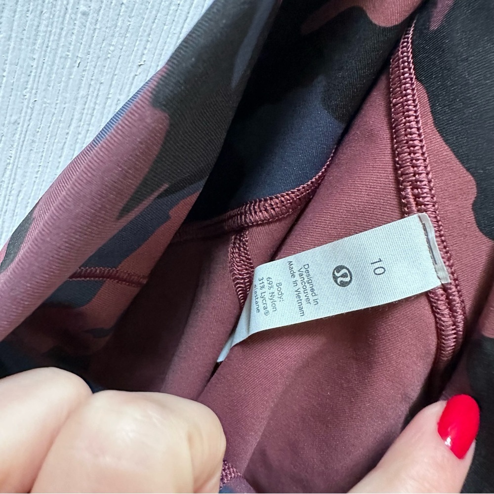 Lululemon Wunder Under High-Rise legging 28" Luxtreme red black Camo 10 - Picture 4 of 7